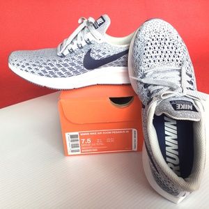 Nike Air Zoom Pegasus 35 size 7.5